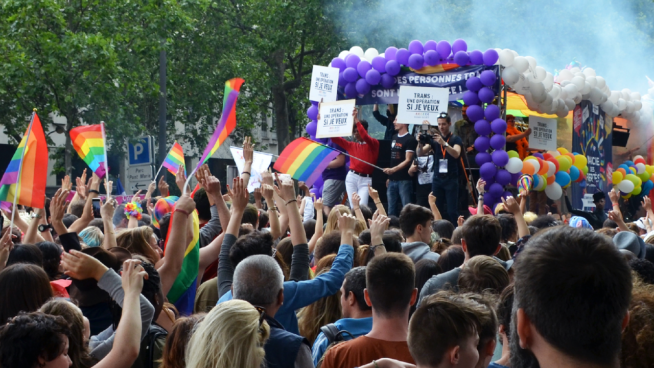 Le groupe « gay patriote » Eros veut s’incruster à la Pride parisienne