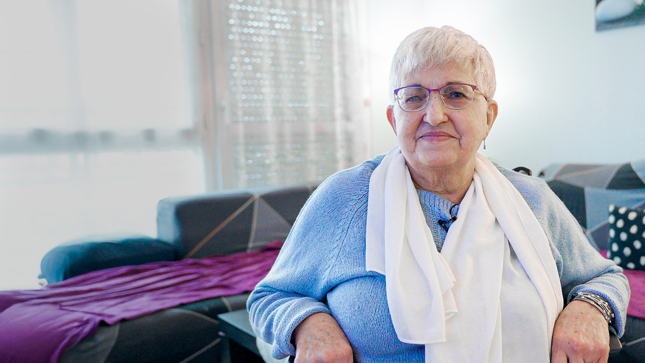 La vraie vie de Louisette, 81 ans, grand mère qui souffre de solitude