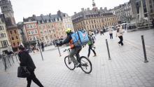 Lille, Précarité, Uber Eats, Droit du travail, sans papiers, régularisation, livreurs à vélo, Scooter, Immigrés, Deliveroo